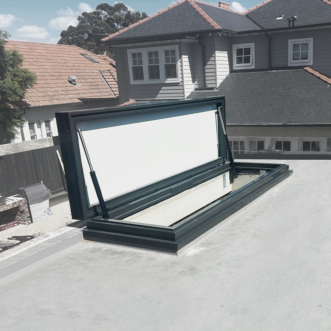 Electric Opening Hatch - MHE