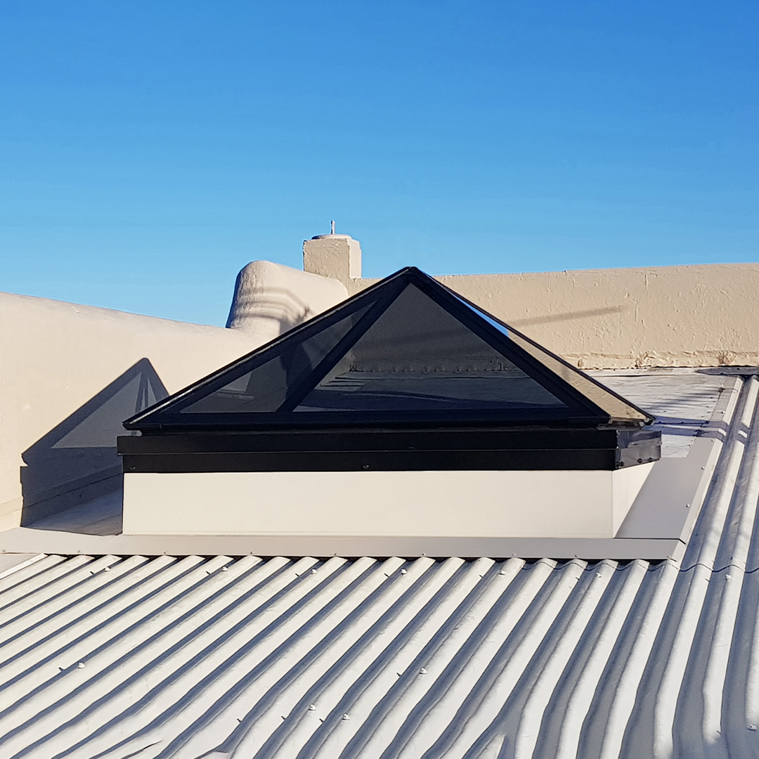 Glass Pyramid Skylight - PYG & PYGXL