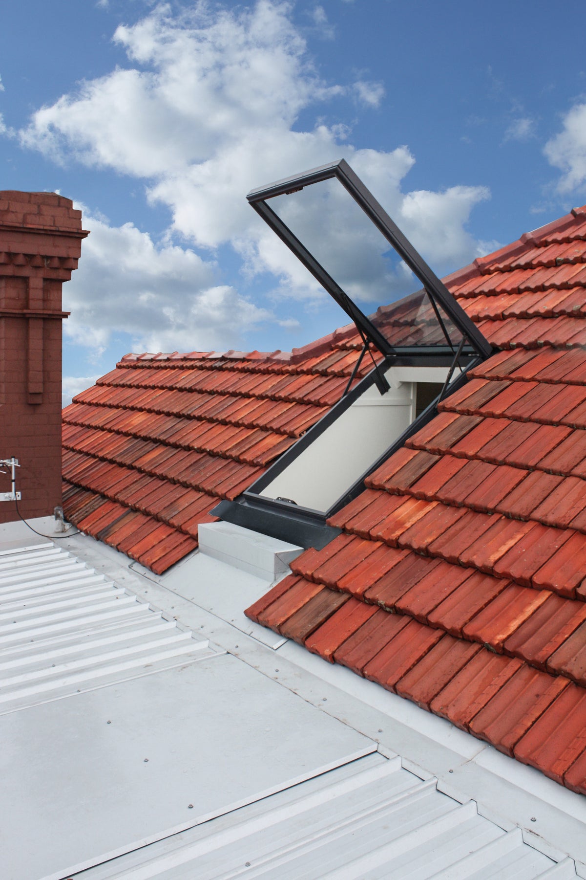 Window Hach Manual Opening Glass Hatch - GHMO – Skyspan